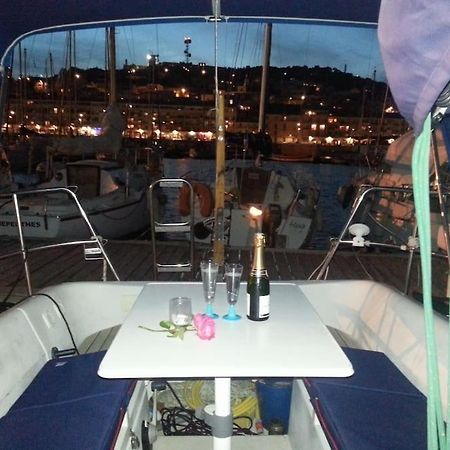 Nuitee A Bord De Danilou Un Voilier De 9.50M Sète Exterior foto